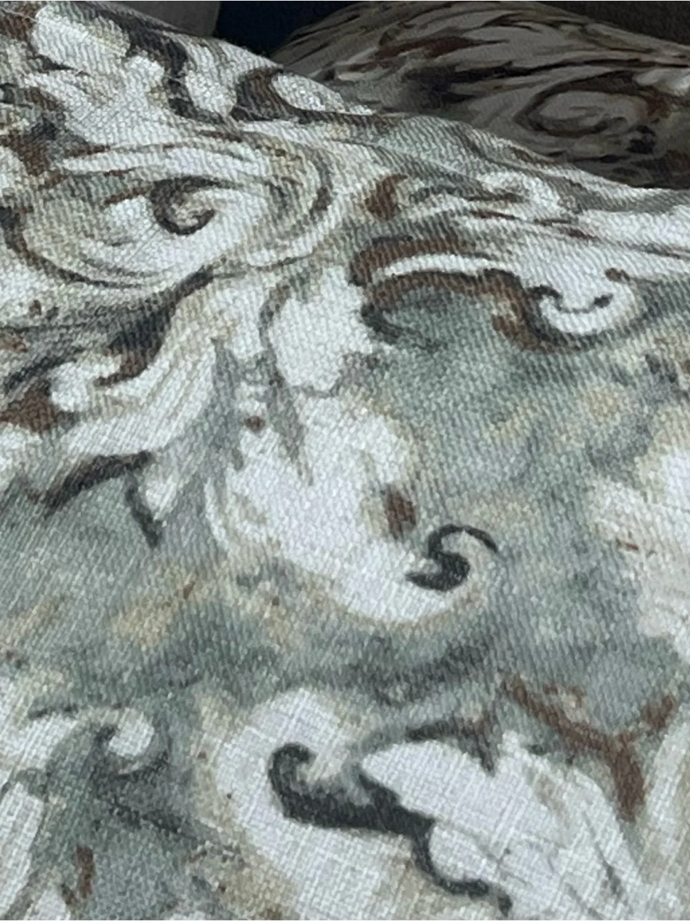 Haverty’s Duvet Ensemble, Aurelia Sage, King. New. Gorgeous Scroll Pattern
